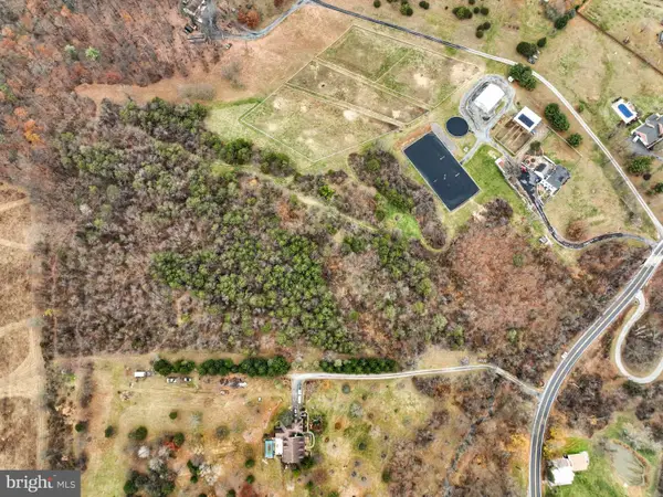 Rich Valley Rd, CARLISLE, PA 17015