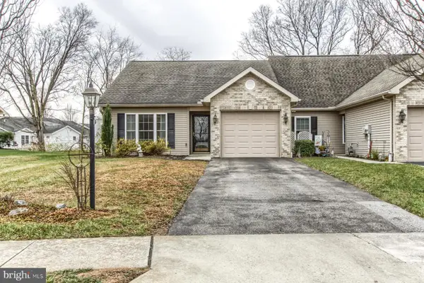 64 Keswick Drive, MECHANICSBURG, PA 17050