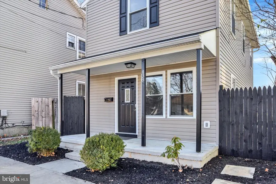 438 N Pitt St, Carlisle, PA 17013 - Image #2