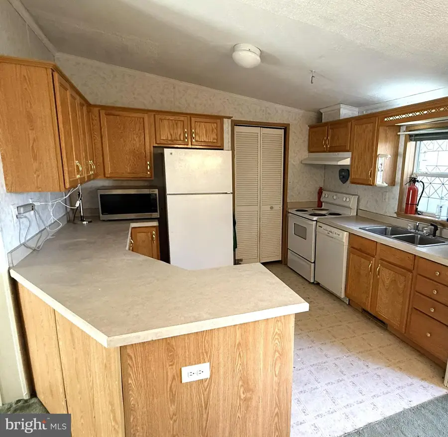 44 Sarasota Cir, Carlisle, PA 17015 - Image #3