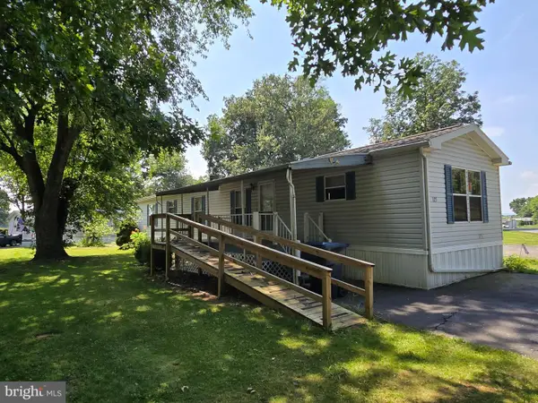 123 Valley Dr #123, SHIPPENSBURG, PA 17257