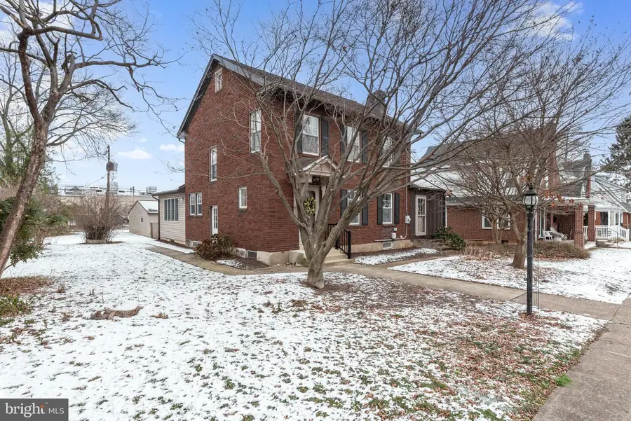 121 S 15th St, Camp Hill, PA 17011 - Image #3