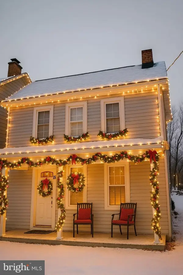 56 W Main Street, NEW KINGSTOWN, PA 17072