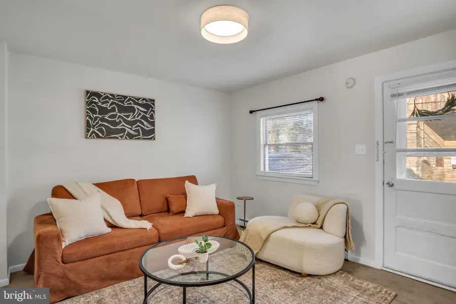 138 W Church Ave, Carlisle, PA 17013 - Image #3