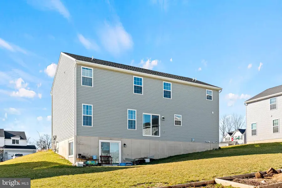 911 Ashfield Drive, Carlisle, PA 17015 - Image #2