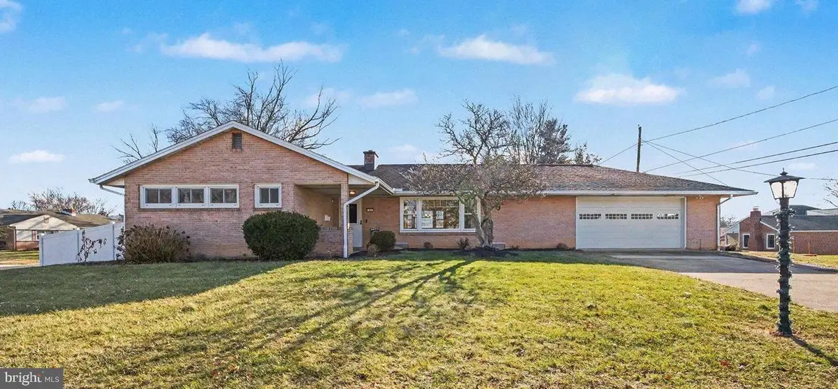 41 Citadel Dr, Camp Hill, PA 17011 - Image #1