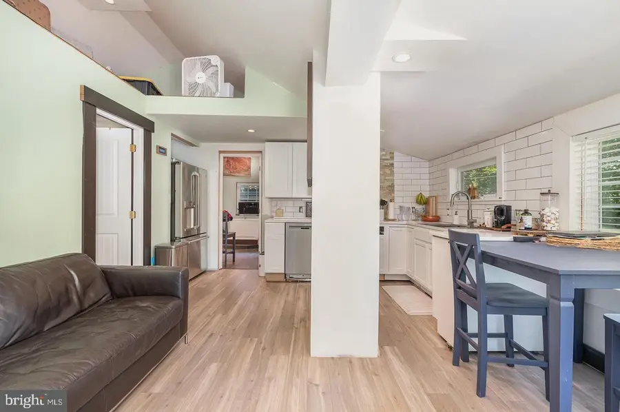 28 W Willow Terrace Drive, Mechanicsburg, PA 17050 - Image #3