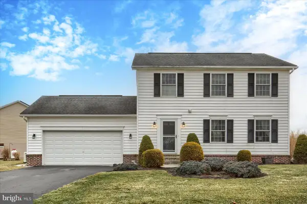 39 Sir William Drive, NEWVILLE, PA 17241