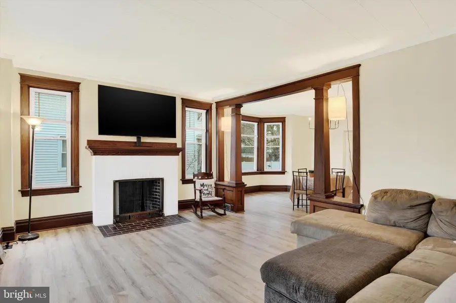 33 S 24th St, Camp Hill, PA 17011 - Image #2