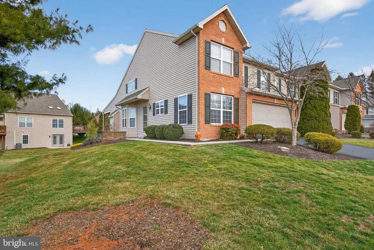 4375 Roth Farm Village Cir, Mechanicsburg, PA 17050 - Image #1