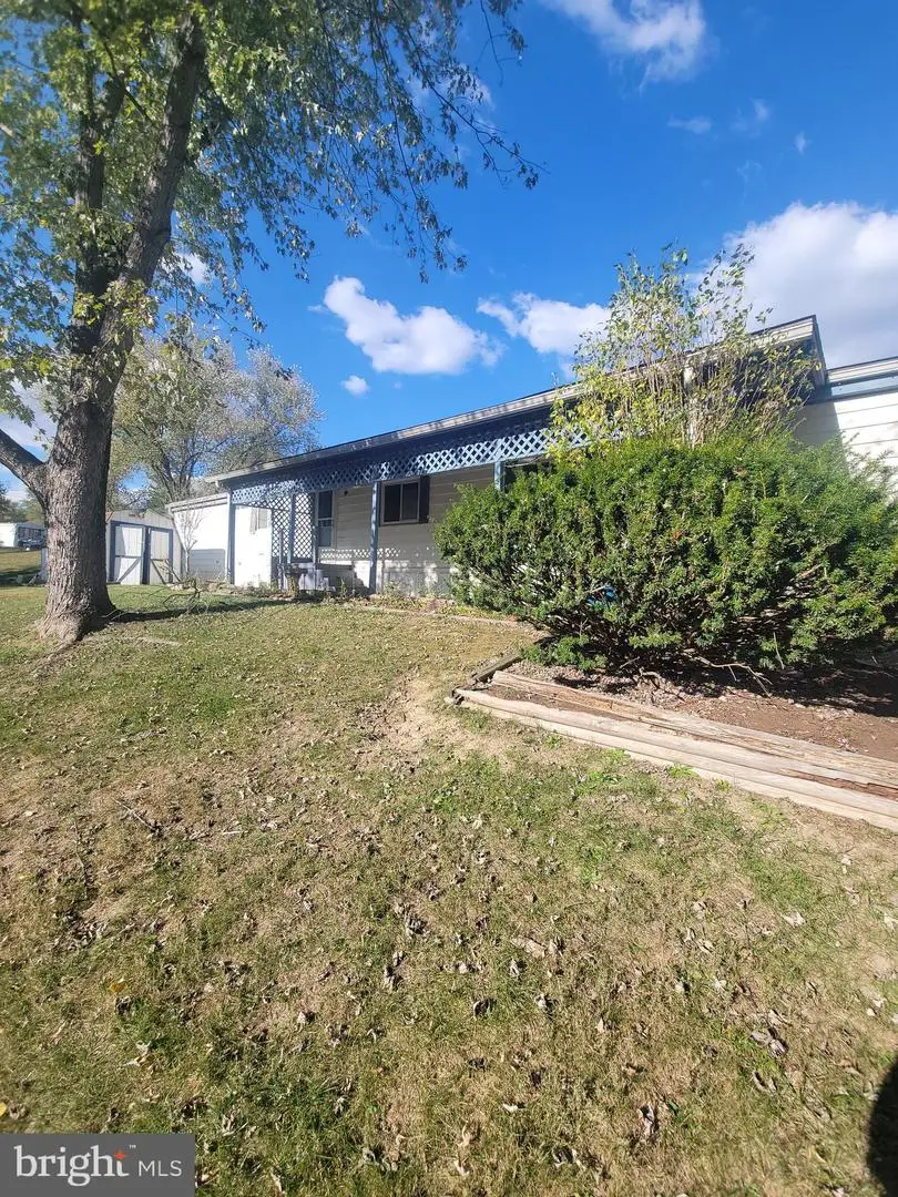 7 Buttonwood Ln, Carlisle, PA 17015 - Image #1