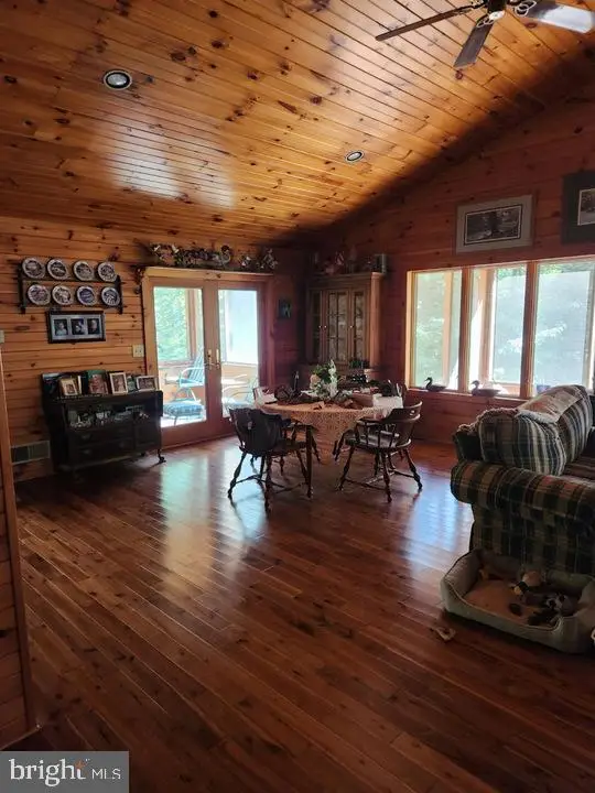 64 Pine Tree Dr, Newville, PA 17241 - Image #2