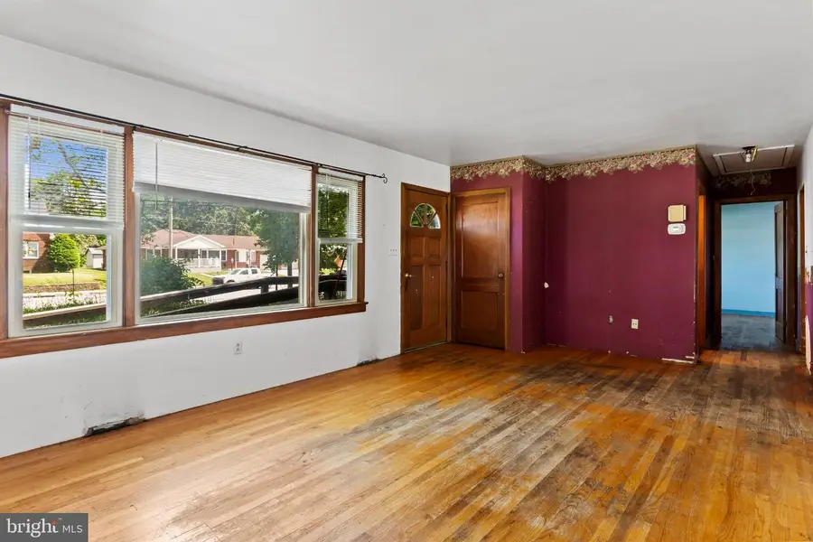 351 Lowther St, Lemoyne, PA 17043 - #3