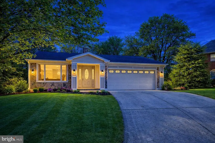 583 Ariel Ct, Mechanicsburg, PA 17055 - #2