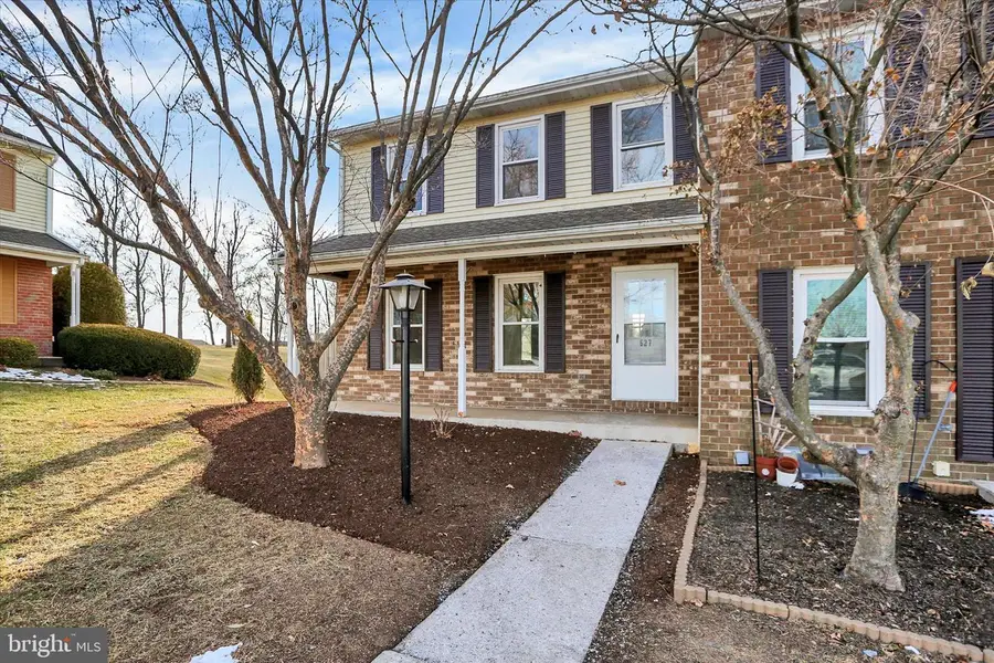 627 Allenview Drive, Mechanicsburg, PA 17055 - Image #2