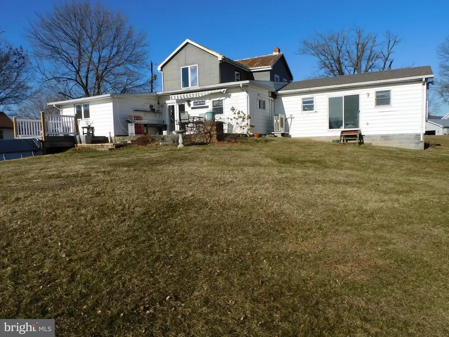 464 Wolfs Bridge Rd, Carlisle, PA 17013 - Image #3