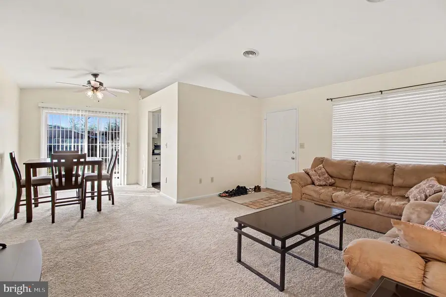 5-b Mel Ron Ct, Carlisle, PA 17015 - Image #3