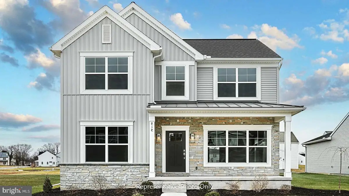 519 Charleston Dr, Mechanicsburg, PA 17055 - Image #1