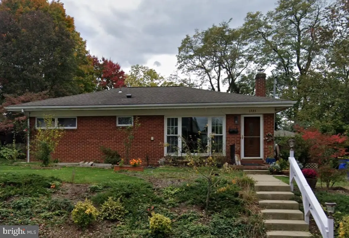 1723 Dighton St, Camp Hill, PA 17011 - #1