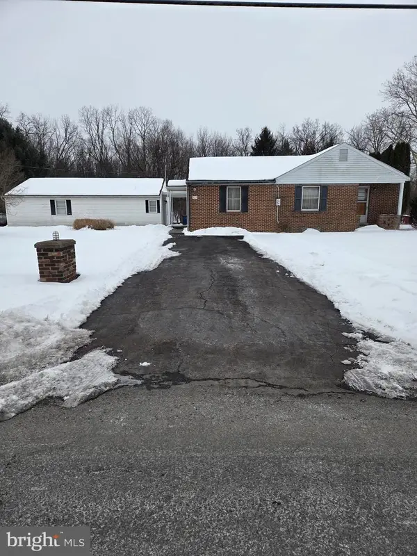 223 Woods Drive, MECHANICSBURG, PA 17050