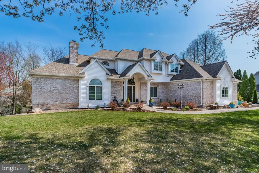 3 Woburn Abbey Ave, Camp Hill, PA 17011 - #3