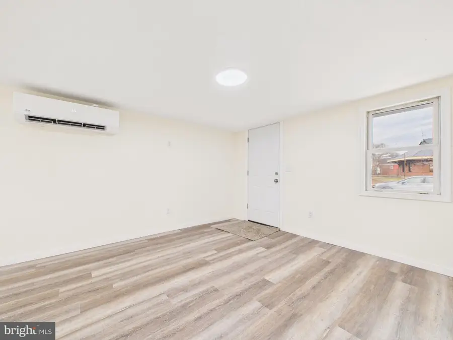 150 W Penn St, Carlisle, PA 17013 - #3