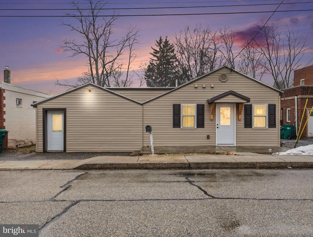115 S Enola Dr, Enola, PA 17025 - #1