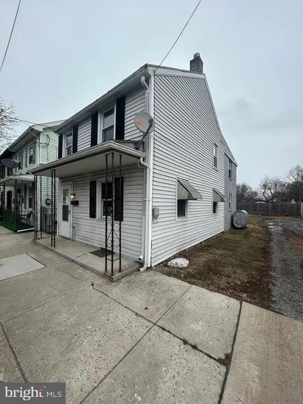 425 N West St, CARLISLE, PA 17013