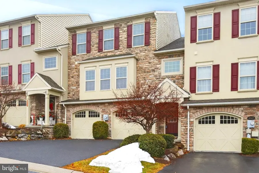 1905 Roxbury Ct, Mechanicsburg, PA 17055 - #3