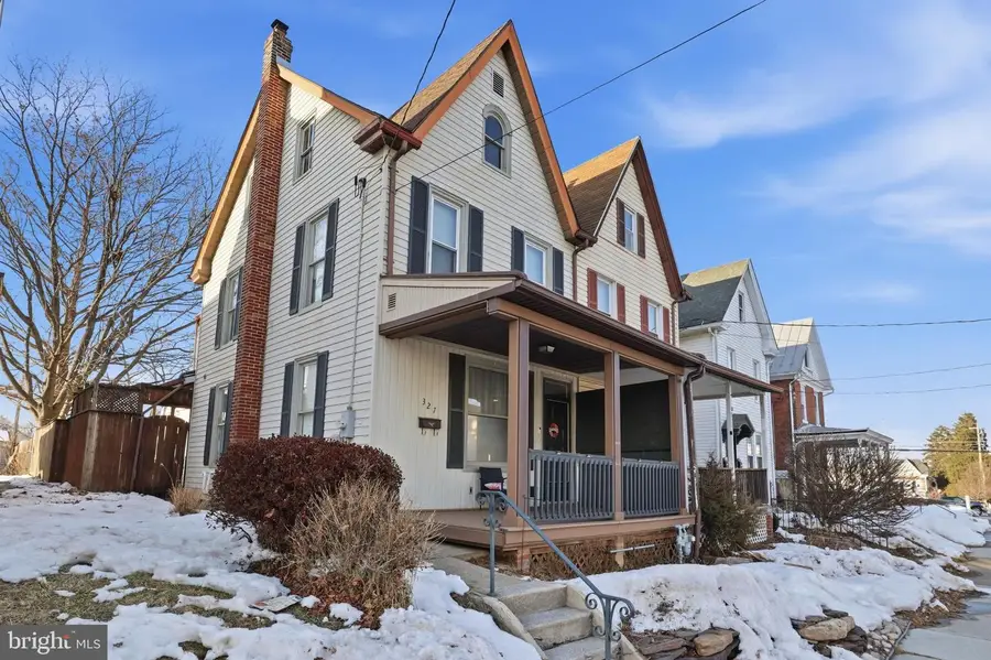 327 4th St, New Cumberland, PA 17070 - #3