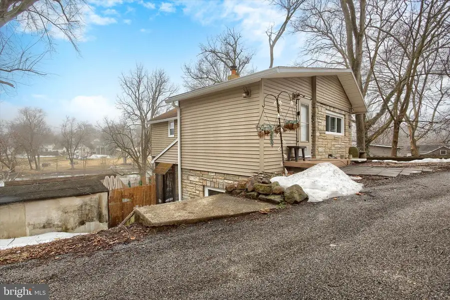 5605 Creekview Rd, Mechanicsburg, PA 17050 - #3