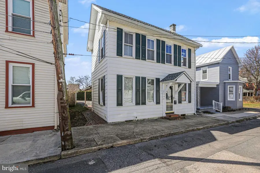 12 S Washington St, Mechanicsburg, PA 17055 - #2