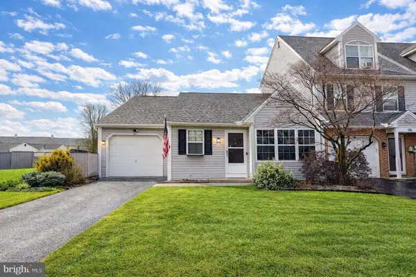 24 Warwick Circle, MECHANICSBURG, PA 17050