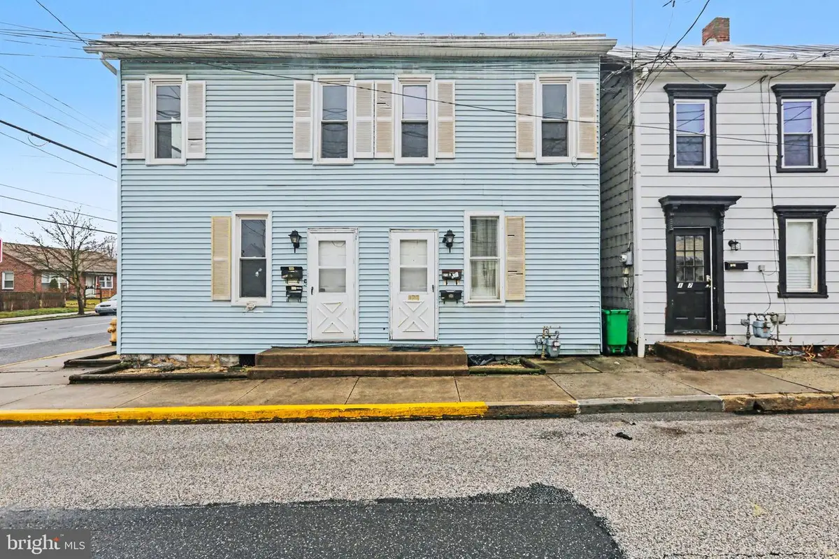 172 E Penn St, Carlisle, PA 17013 - #1