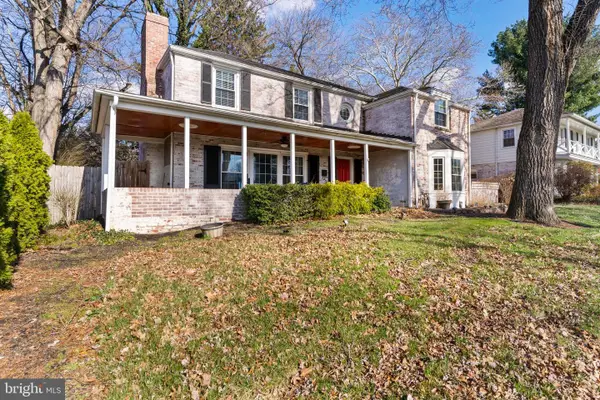 425 Country Club Rd, CAMP HILL, PA 17011