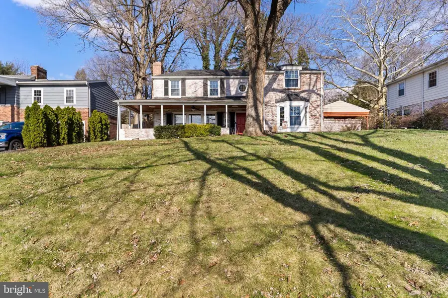 425 Country Club Rd, Camp Hill, PA 17011 - #2