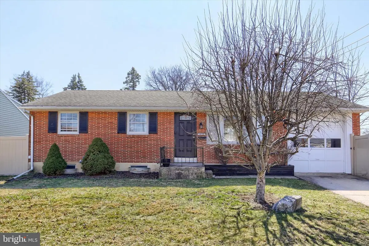 4830 Brian Rd, Mechanicsburg, PA 17050 - #1