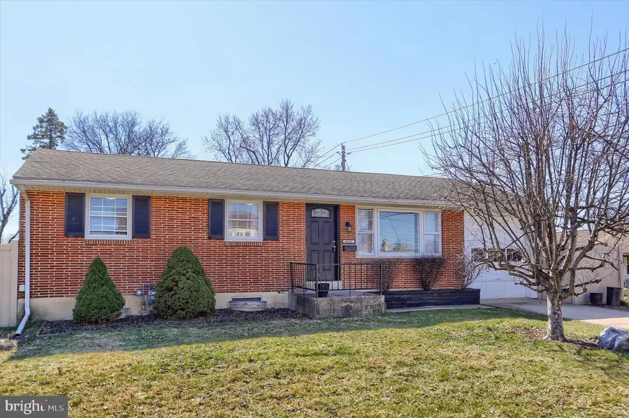 4830 Brian Rd, Mechanicsburg, PA 17050 - #2