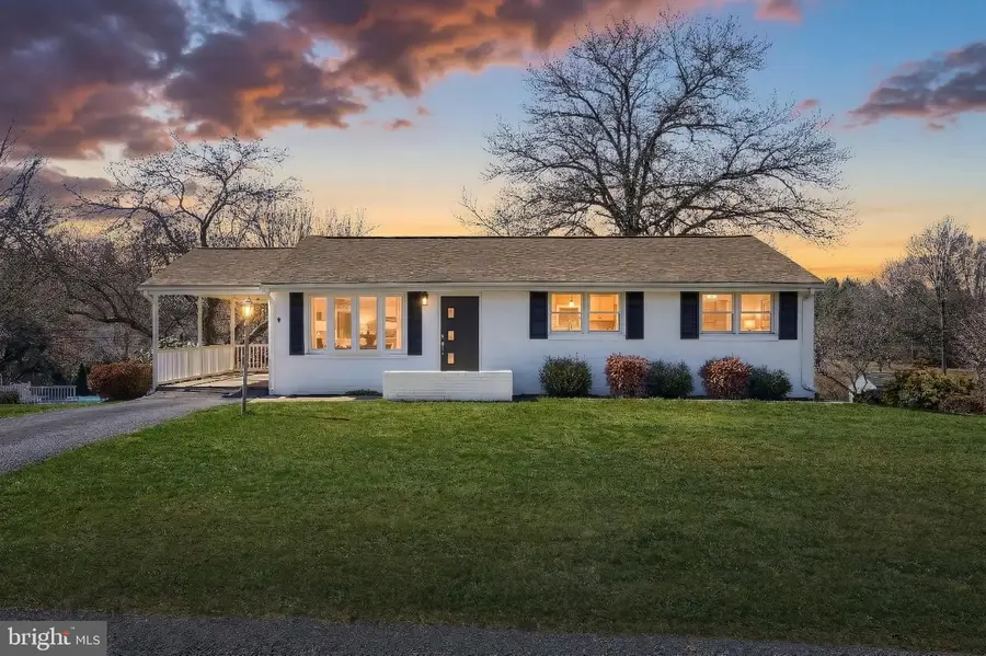 318 Berkshire Road, Mechanicsburg, PA 17055 - #2