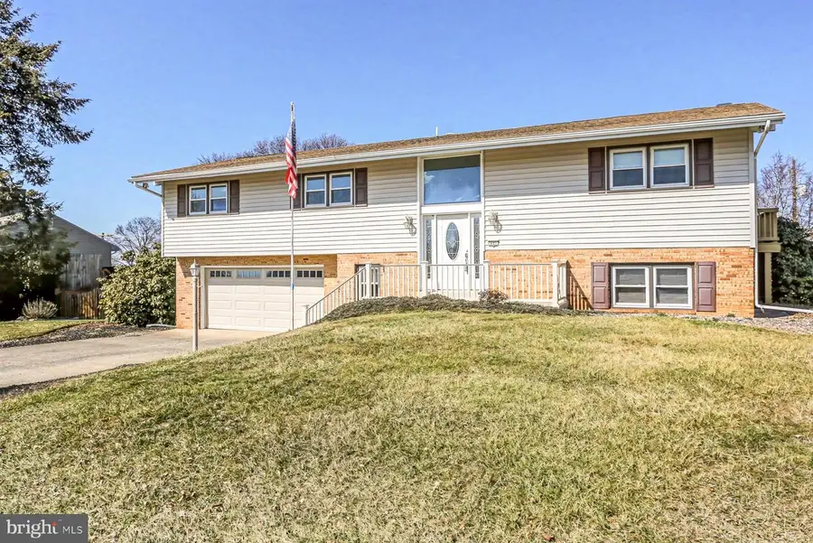 503 Park Hills Drive, Mechanicsburg, PA 17055 - #2