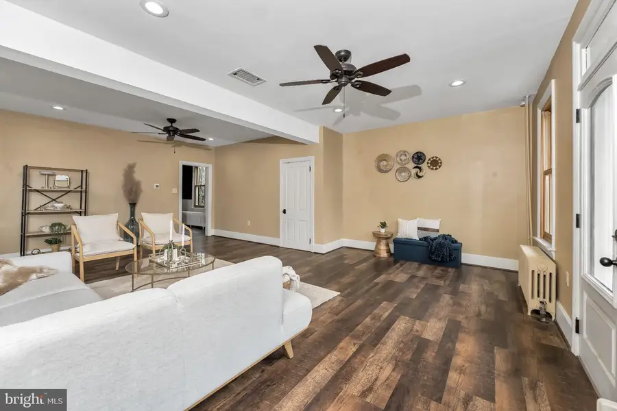 419 W Keller Street, Mechanicsburg, PA 17055 - #3