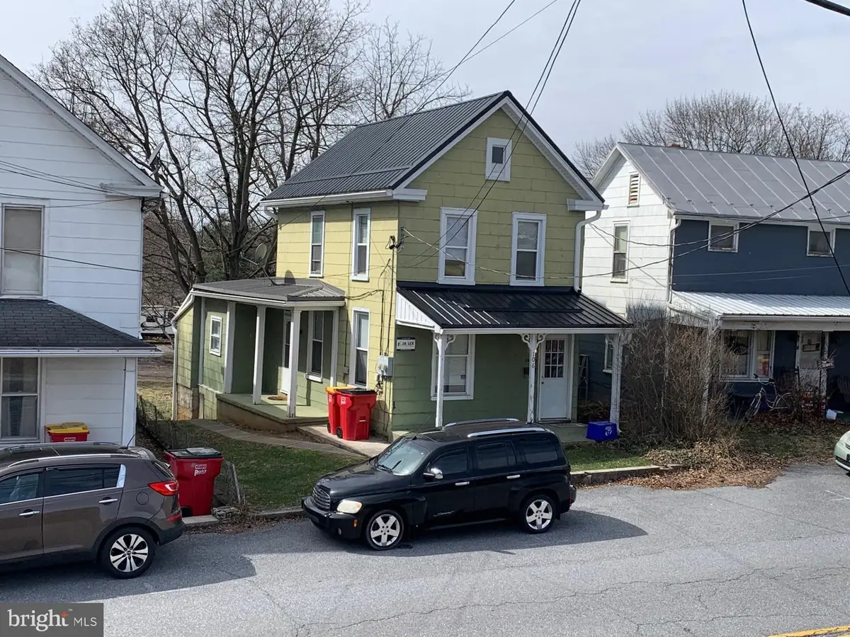 106 Middle Spring Avenue, Shippensburg, PA 17257 - #1