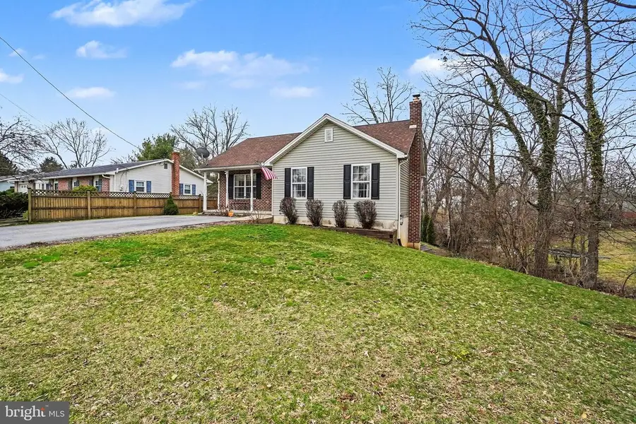 1908 George Ave, Carlisle, PA 17013 - #3