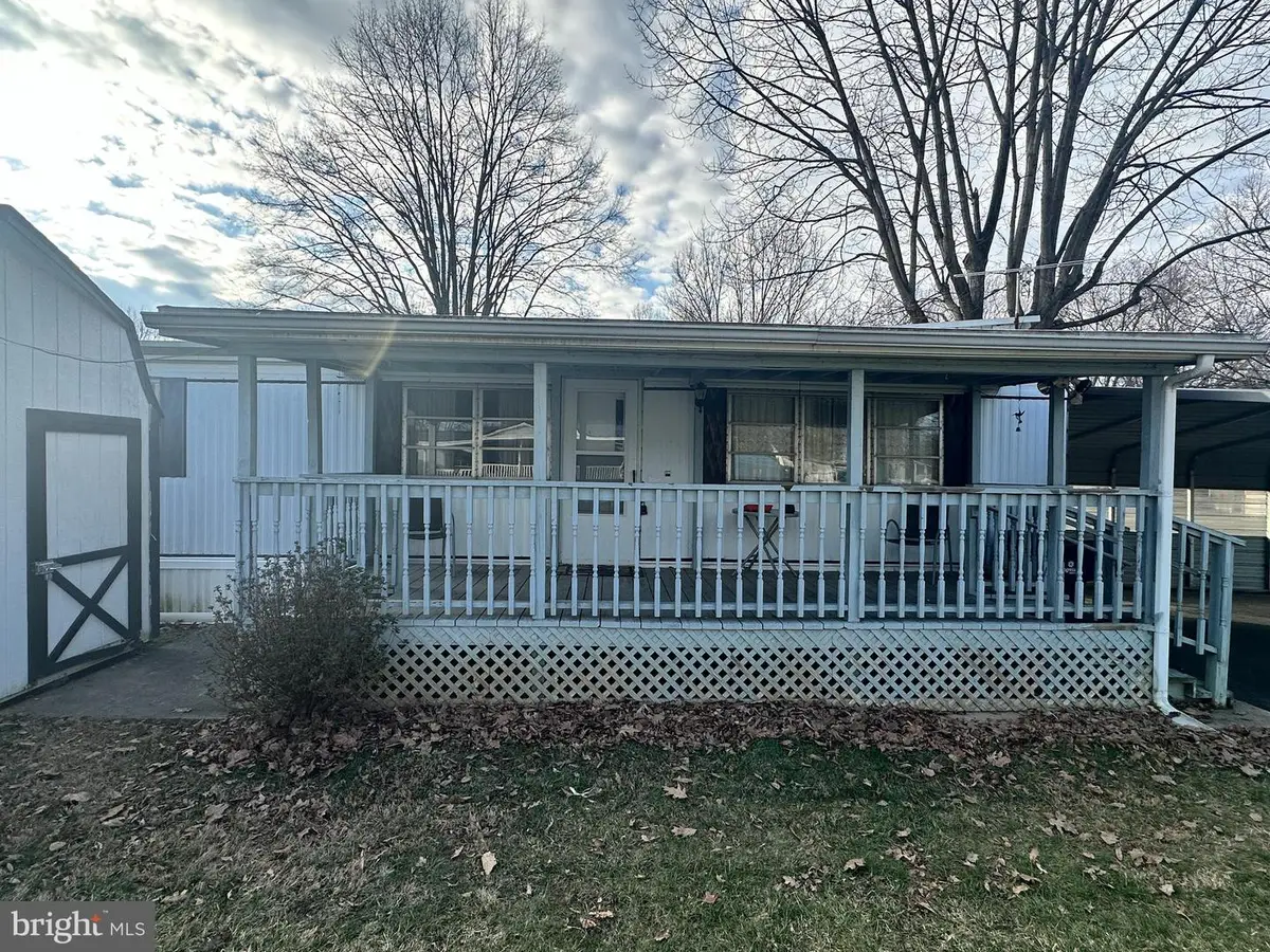 32 Shippensburg Mobile Est, Shippensburg, PA 17257 - #1