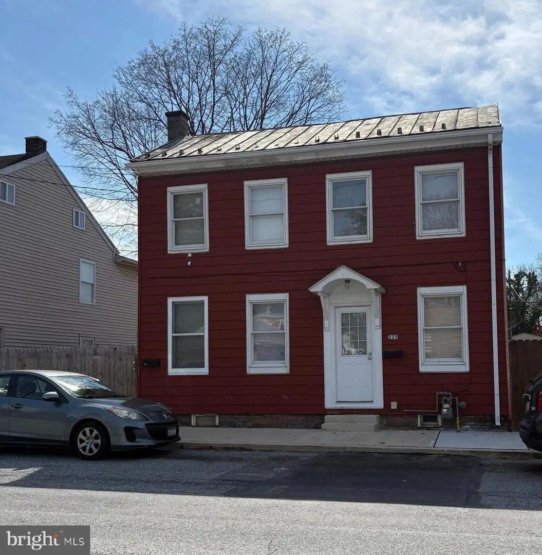 225 W Locust St, Mechanicsburg, PA 17055 - #1
