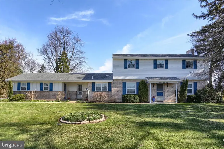 1527 Fisher Rd, Mechanicsburg, PA 17055 - #2