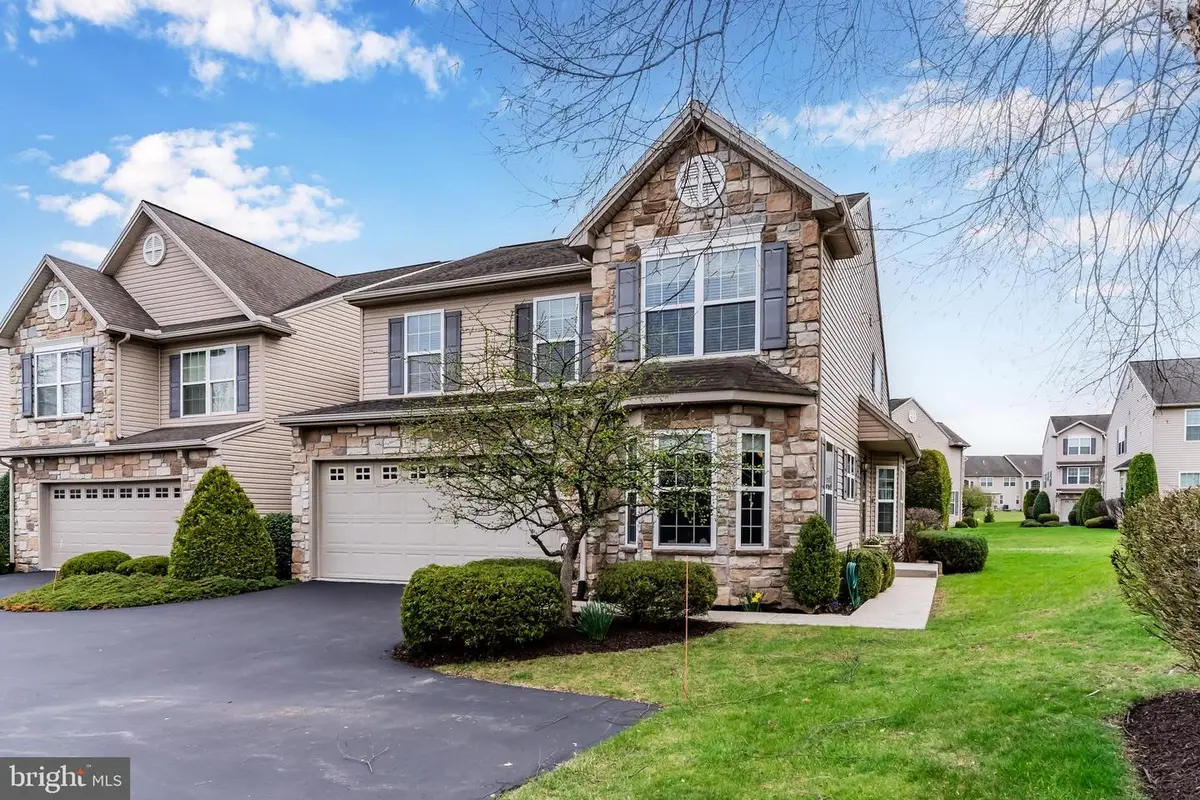 6332 Mercury Dr, Mechanicsburg, PA 17050 - #1