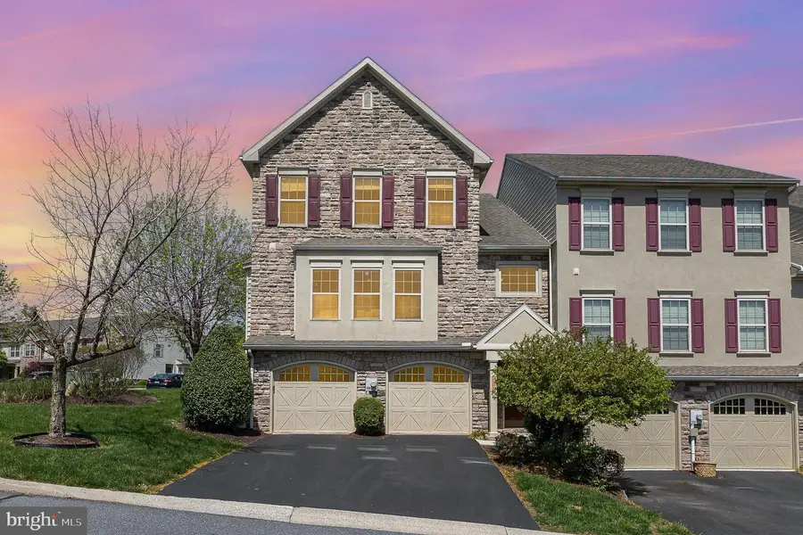 1901 Roxbury Ct, Mechanicsburg, PA 17055 - #3