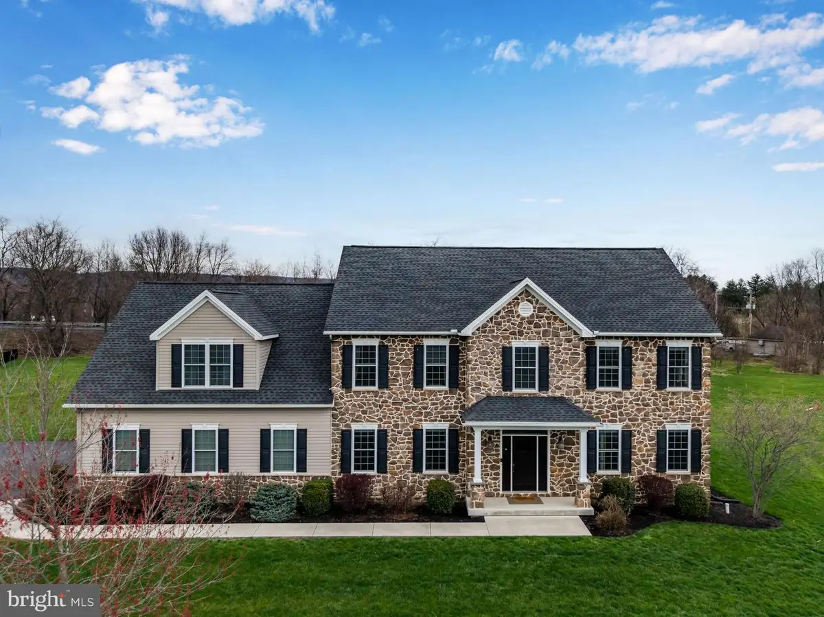 6 Antietam Ct, Mechanicsburg, PA 17050 - #1