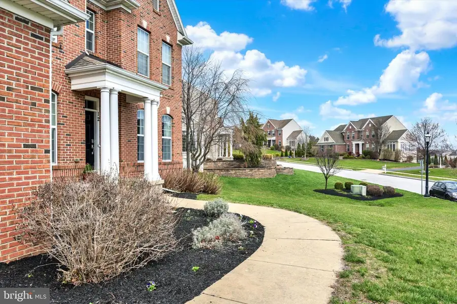12 Bella Vista Dr, Mechanicsburg, PA 17050 - #3